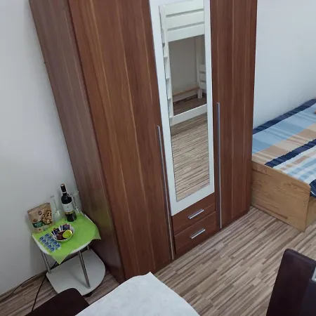 Guest house 3 Monteurzimmer Als Wohngemeinschaft Zur Selbstversorgung Ostfildern